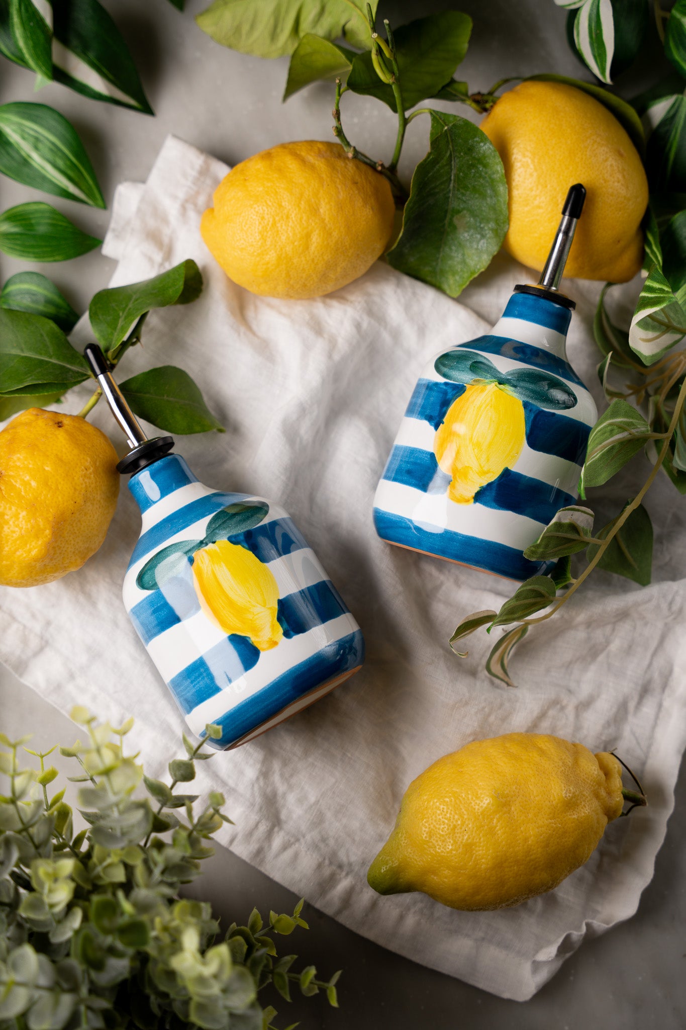 Olive Oil Bottle CAPRI