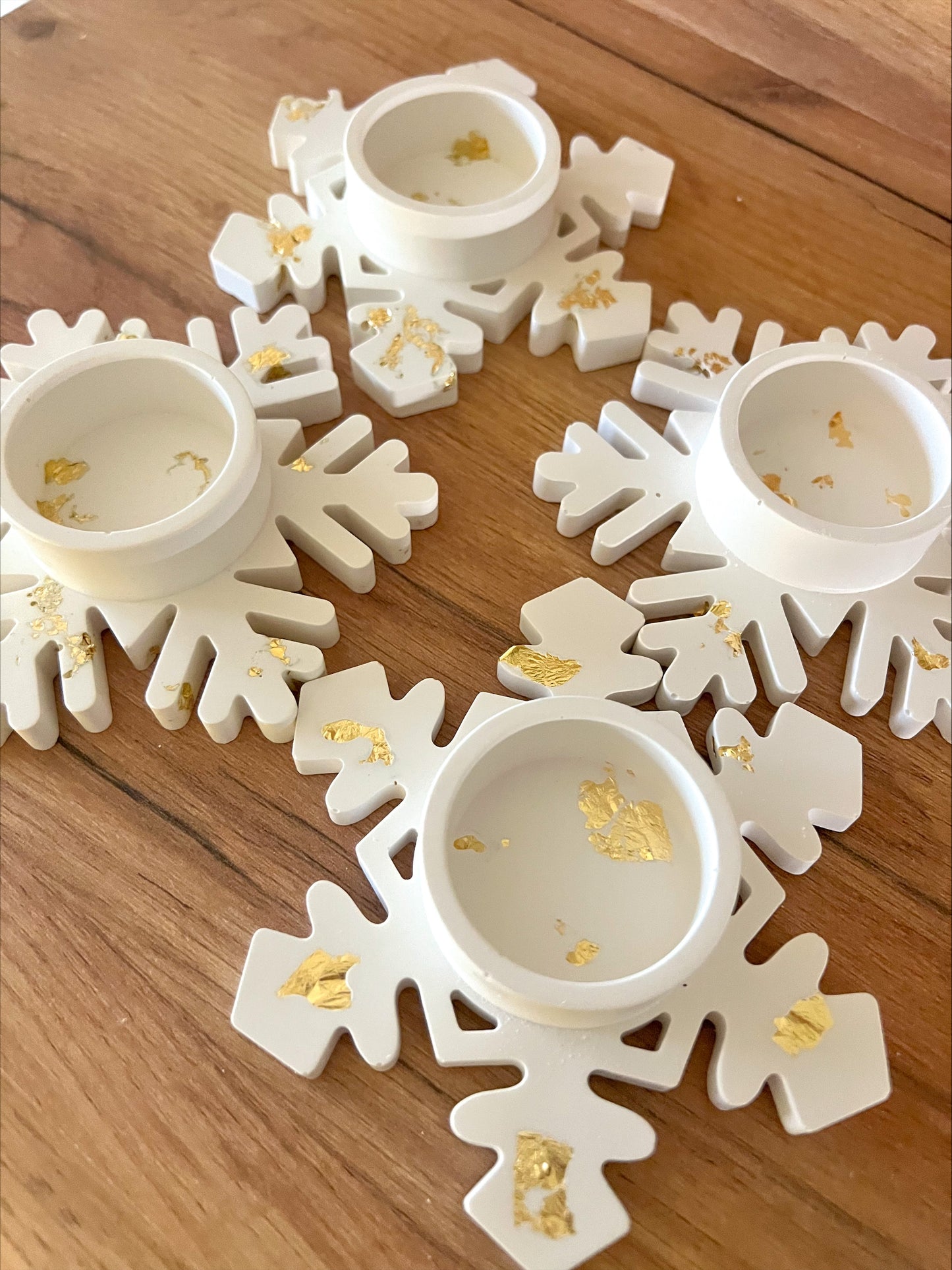 Snowflake Candle Holders – Set of 2